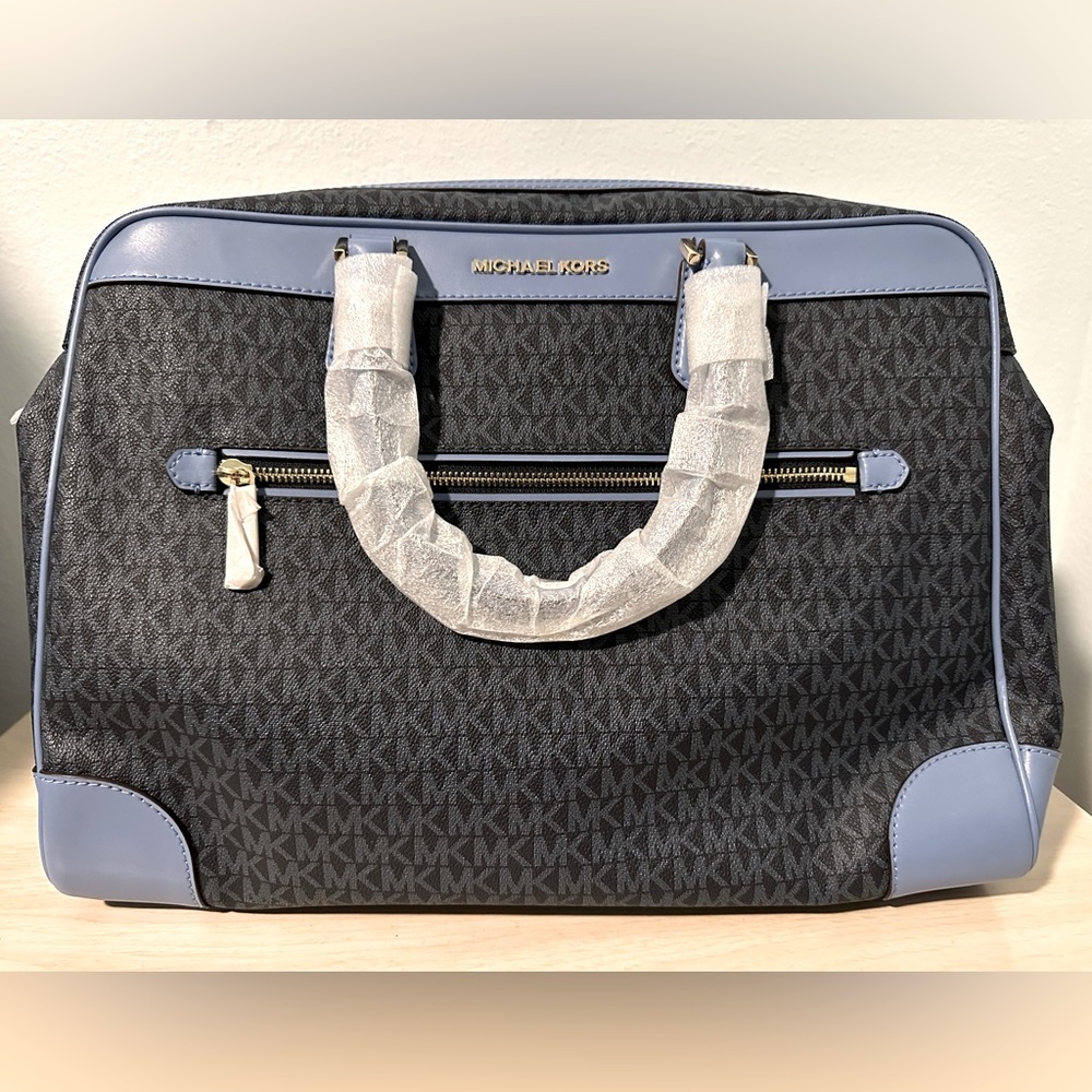 Michael Kors Travel Bag NWT